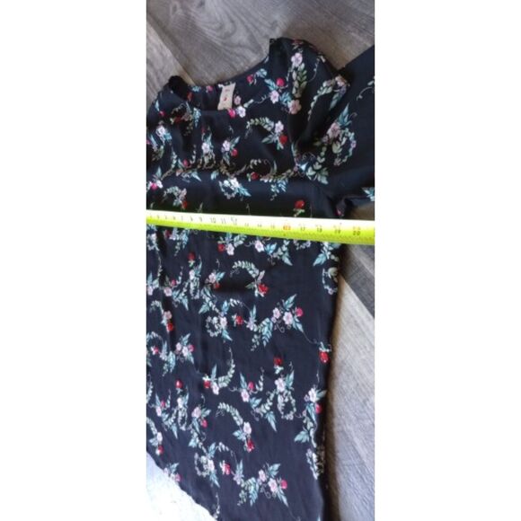 Lauren Conrad for Disney Women's Size Medium Apple Blouse - Picture 4 of 8